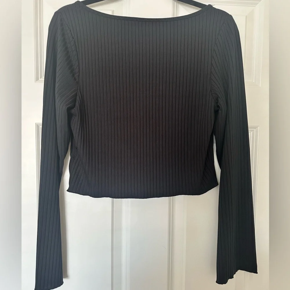 SHEIN Curve Button-up Cropped Cardigan - Size 1 XL - Picture 4 of 5